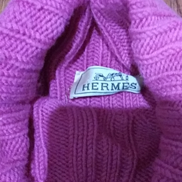 Hermes men's fuchsia sweater - Picture 3 of 6